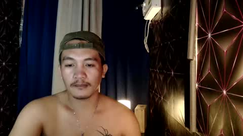 hunkylloyd online show from December 15, 2024, 2:59 pm