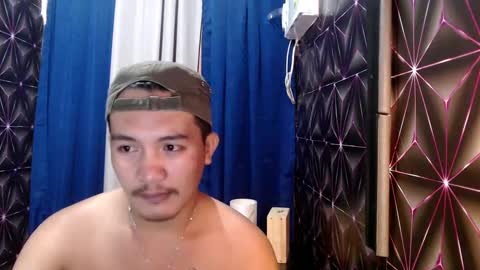 hunkylloyd online show from December 16, 2024, 12:15 am