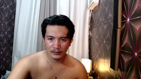 hunkylloyd online show from January 21, 2025, 4:32 am