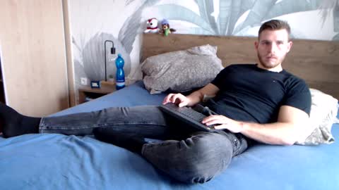 Hunter Bridges online show from January 17, 2025, 12:31 pm