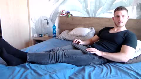 Hunter Bridges online show from February 1, 2025, 8:08 am