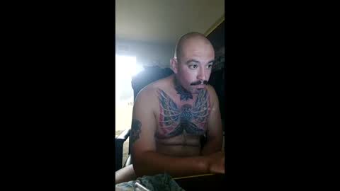 hunterluke1995 online show from February 14, 2026, 7:27 am