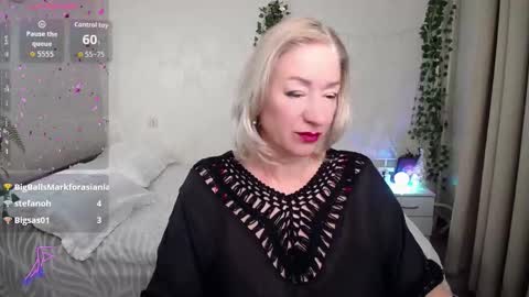 Irena online show from December 18, 2025, 11:00 pm