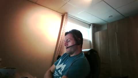 hurley7890 online show from November 10, 2025, 6:40 pm