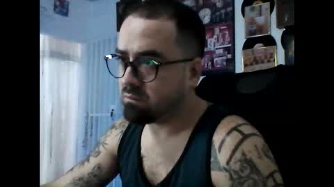 Snapshot of hurtadodirector chatting on May 20, 2026, 3:02 am hurtadodirector online show from May 20, 2026, 3:02 am