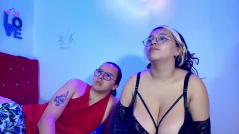 husbands_horny online show from April 26, 2026, 10:35 am
