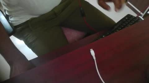 CHAVI online show from September 12, 2025, 6:08 pm