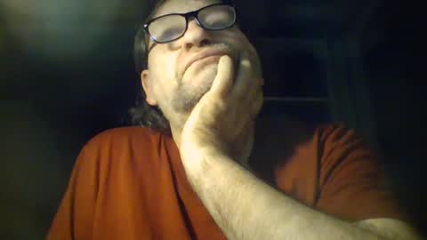 Snapshot of hvincebb60 chatting on December 10, 2024, 5:39 am dancedicknipple online show from December 10, 2024, 5:39 am