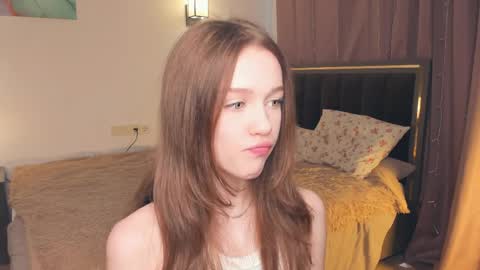 Lily online show from May 19, 2026, 7:15 am