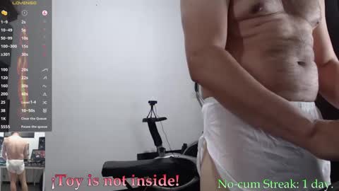 Snapshot of hxmister chatting on December 5, 2024, 3:37 am Andrew online show from December 5, 2024, 3:37 am