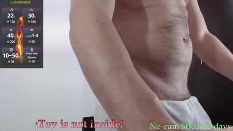 Snapshot of hxmister chatting on January 29, 2025, 12:33 am Andrew online show from January 29, 2025, 12:33 am