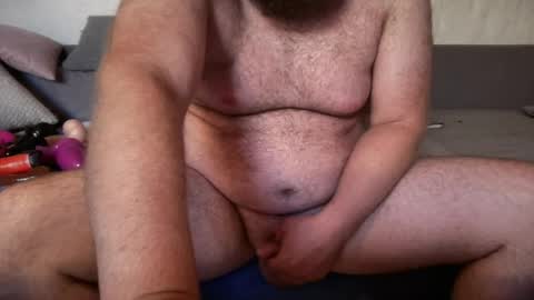 Snapshot of hybride8825 chatting on June 25, 2026, 10:20 am hybride8825 online show from June 25, 2026, 10:20 am