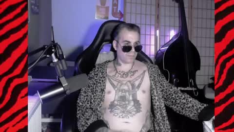 Mistress Magenta online show from January 15, 2025, 12:04 pm