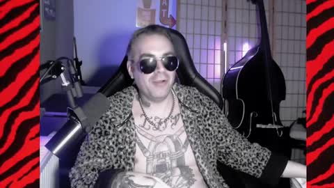 Mistress Magenta online show from January 15, 2025, 3:07 pm