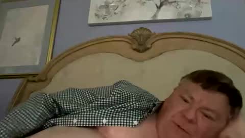 hypnotizing4u online show from November 22, 2025, 10:42 pm