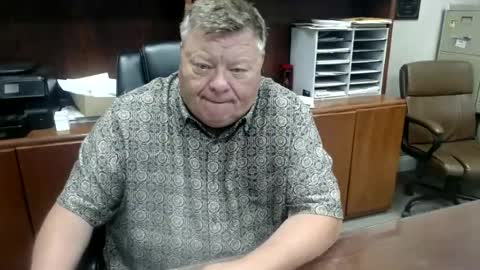 Snapshot of hypnotizing4u chatting on June 15, 2026, 8:22 pm hypnotizing4u online show from June 15, 2026, 8:22 pm