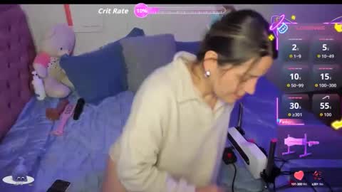 Snapshot of hyun22148625 chatting on September 26, 2025, 4:05 am Hello Im Julieta Im 25 years old and I love being here. Thank you for visiting my living room. The only rule is that you hap online show from September 26, 2025, 4:05 am