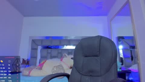 Akane online show from December 19, 2024, 10:42 pm