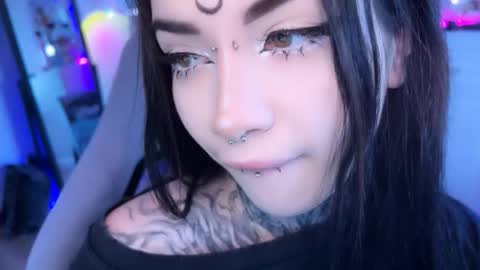 Asya  online show from December 14, 2025, 9:36 am