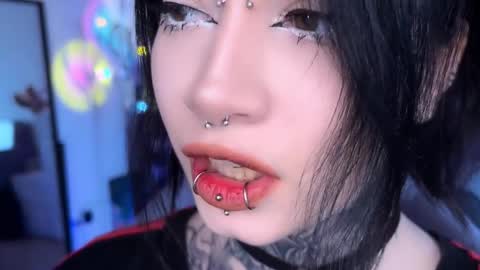 Asya  online show from April 5, 2026, 8:44 am