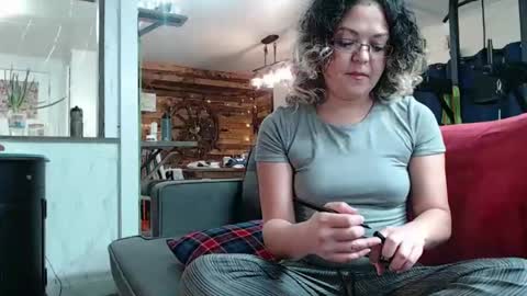 ShortStuff online show from February 1, 2025, 10:23 pm