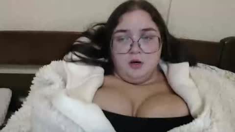 Dominika online show from October 4, 2025, 10:19 pm