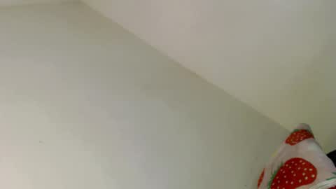 Snapshot of i_love_eula chatting on December 12, 2024, 9:26 pm cant get you out of my head online show from December 12, 2024, 9:26 pm