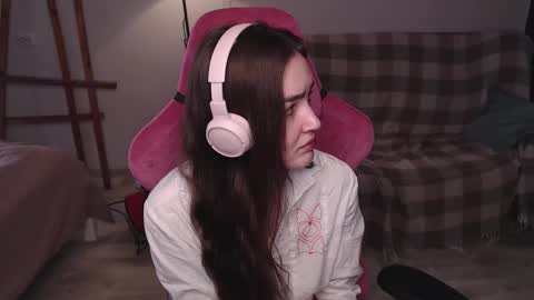 elisabeth online show from October 9, 2025, 8:45 am