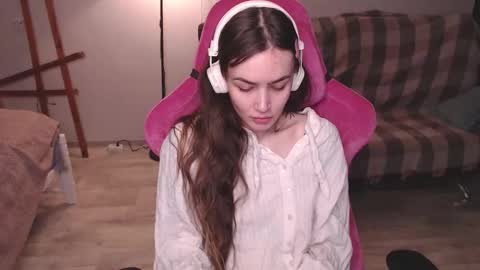 elisabeth online show from December 1, 2025, 10:20 am