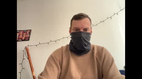 Snapshot of i_o_ro chatting on December 13, 2024, 6:59 pm i o ro online show from December 13, 2024, 6:59 pm