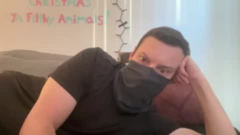 Snapshot of i_o_ro chatting on December 27, 2024, 11:42 pm i o ro online show from December 27, 2024, 11:42 pm