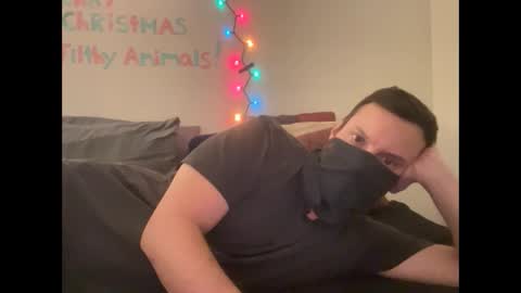 Snapshot of i_o_ro chatting on December 30, 2024, 8:21 am i o ro online show from December 30, 2024, 8:21 am