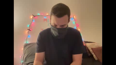 Snapshot of i_o_ro chatting on January 1, 2025, 1:47 am i o ro online show from January 1, 2025, 1:47 am