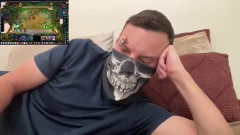 Snapshot of i_o_ro chatting on November 1, 2025, 4:14 am i o ro online show from November 1, 2025, 4:14 am