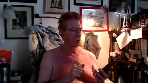 ImYourBitch online show from September 18, 2025, 6:10 pm