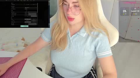 HiI am  EvaPVT is open  online show from October 11, 2025, 7:07 am