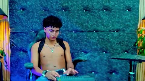 iaan_dalton_ online show from October 23, 2025, 12:21 am