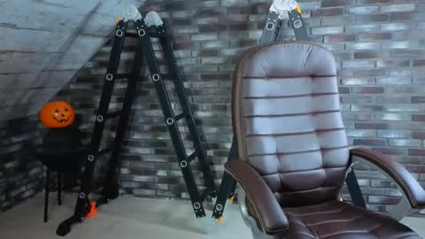 Blake online show from October 18, 2025, 7:03 pm