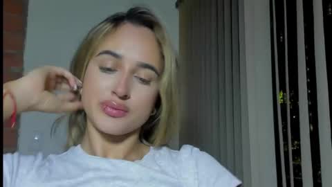 Brina online show from February 4, 2026, 11:53 pm