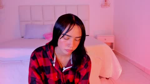 Snapshot of iam_cami chatting on January 28, 2025, 12:15 am online show from January 28, 2025, 12:15 am