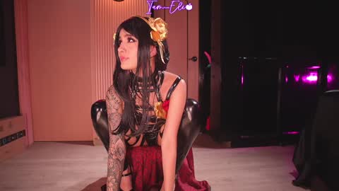       online show from January 5, 2025, 1:45 am