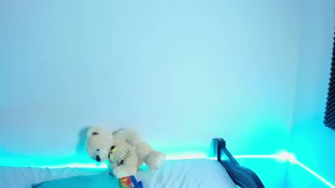 Snapshot of iam_naho chatting on May 19, 2026, 10:05 pm NAHO online show from May 19, 2026, 10:05 pm