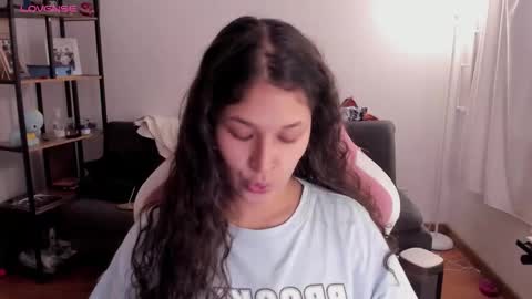 On instagram Imm  NikkiHelp me reach 100 likes online show from December 14, 2025, 12:05 am