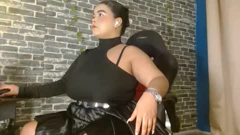 Samy online show from November 25, 2025, 11:43 am