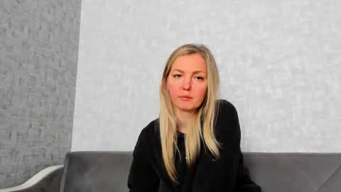 Venus online show from April 15, 2026, 8:43 am