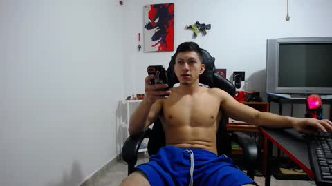 iam_yourbabyprincess_xd online show from September 18, 2025, 2:57 am