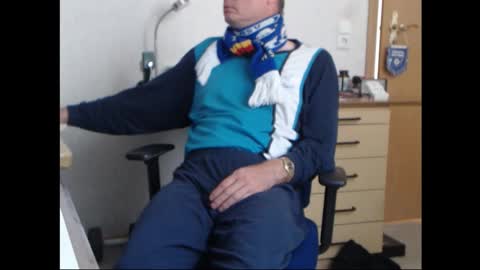 Snapshot of iamachim chatting on October 2, 2025, 7:15 am iamachim online show from October 2, 2025, 7:15 am