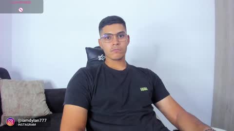 Dylan  independent model  online show from January 30, 2025, 7:07 am