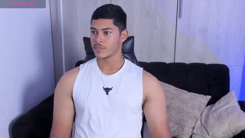 Dylan  independent model  online show from September 15, 2025, 5:13 pm