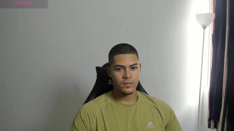 Dylan  independent model  online show from February 13, 2026, 12:23 pm